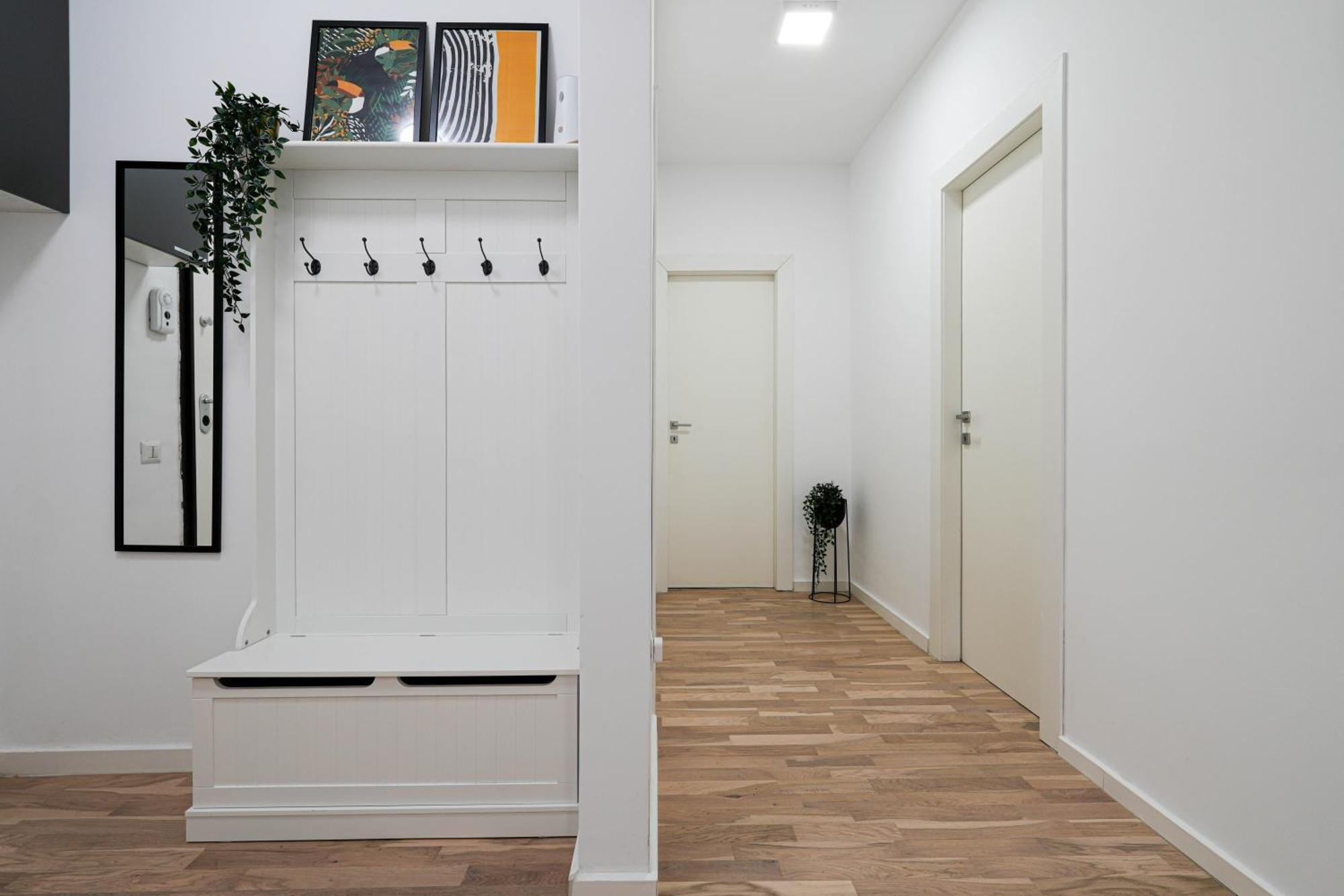 Gabi - Chic Apt With Parking Close To Veranda Mall Βουκουρέστι Εξωτερικό φωτογραφία