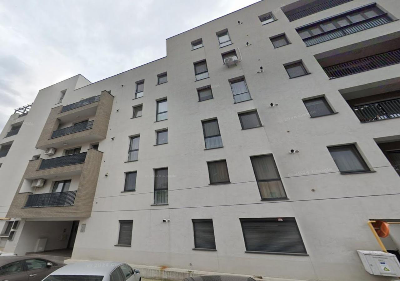 Gabi - Chic Apt With Parking Close To Veranda Mall Βουκουρέστι Εξωτερικό φωτογραφία